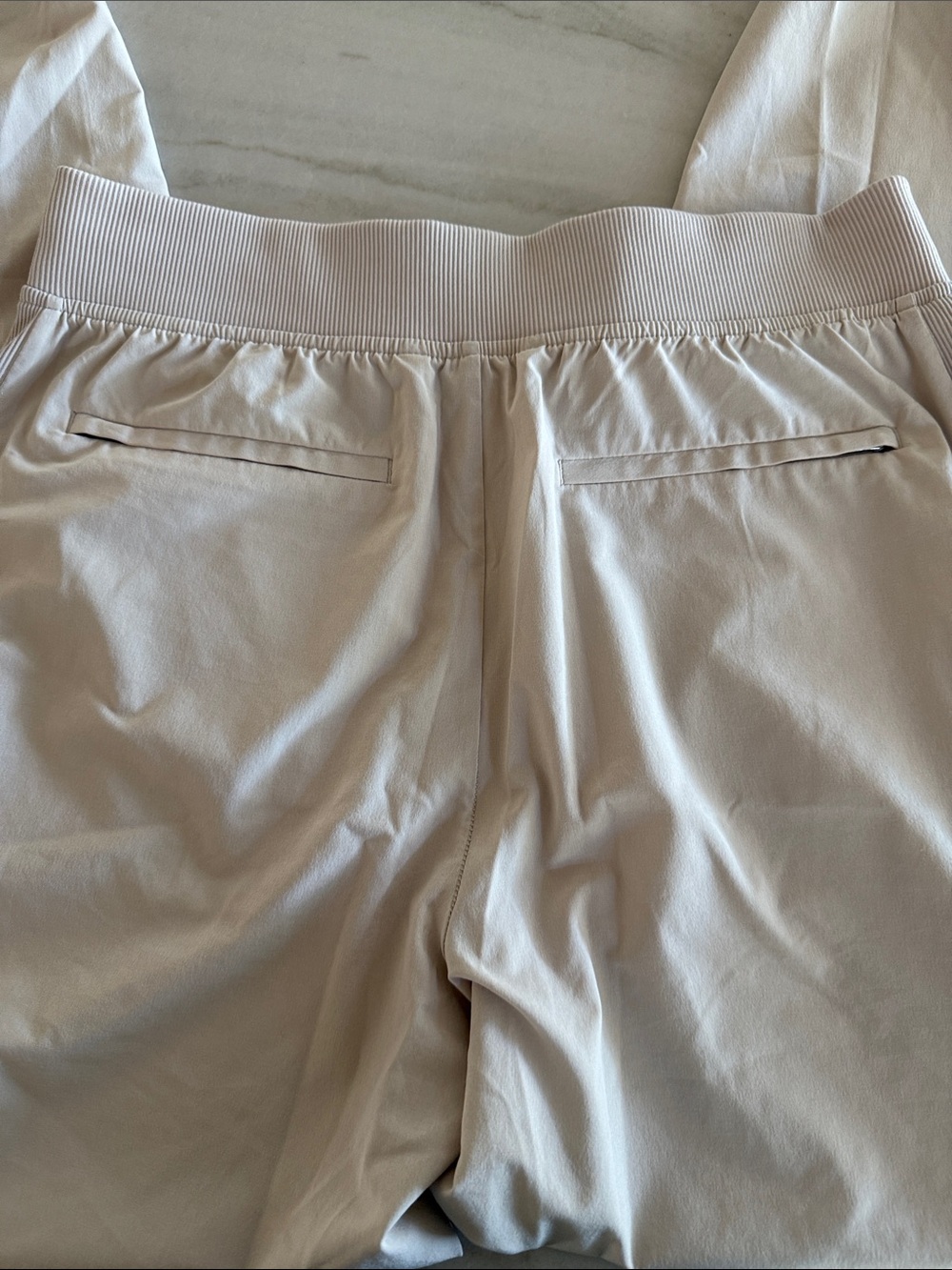 Athleta Women’s Joggers in Light Beige size 6 - Picture 2 of 5